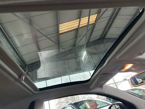 Fiat 500e 42kWh La Prima Hatchback 3dr Electric Auto (118 ps) - U10739