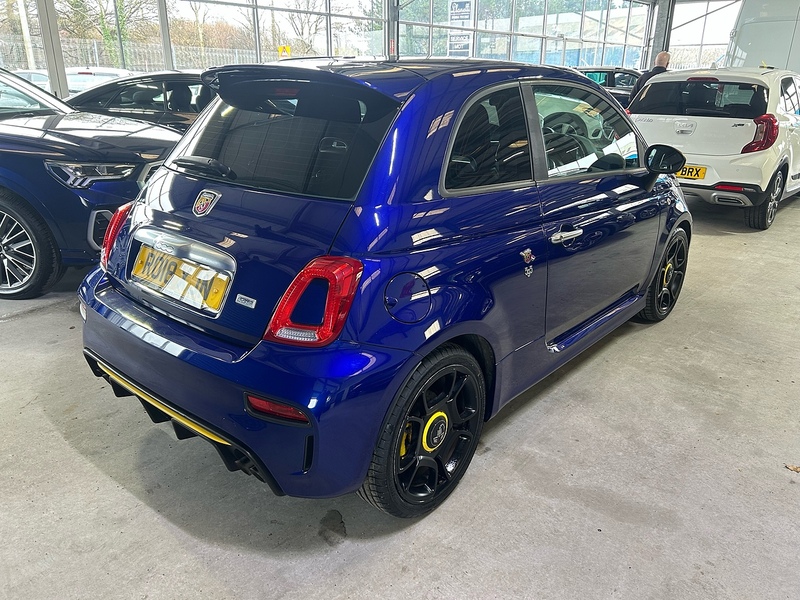 Abarth 595 1.4 T-Jet Trofeo Hatchback 3dr Petrol Manual Euro 6 (160 bhp) - U10744