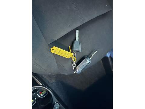 Abarth 595 1.4 T-Jet Trofeo Hatchback 3dr Petrol Manual Euro 6 (160 bhp) - U10744