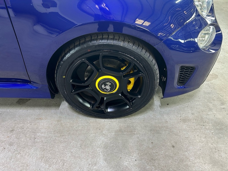 Abarth 595 1.4 T-Jet Trofeo Hatchback 3dr Petrol Manual Euro 6 (160 bhp) - U10744