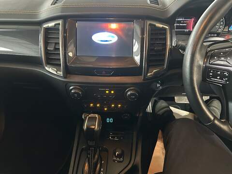 Ford Ranger 2.0 EcoBlue Wildtrak Pickup Double Cab 4dr Diesel Auto 4WD Euro 6 (s/s) (213 ps) - U10760