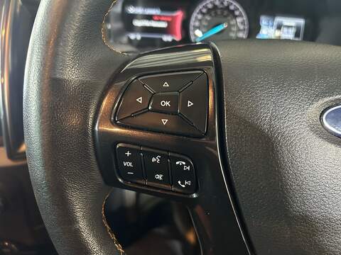 Ford Ranger 2.0 EcoBlue Wildtrak Pickup Double Cab 4dr Diesel Auto 4WD Euro 6 (s/s) (213 ps) - U10760