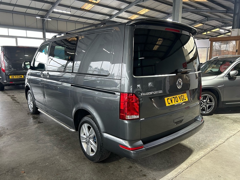 Volkswagen Transporter 2.0 TDI T32 Highline Kombi Double Cab 5dr Diesel Manual FWD SWB Euro 6 (s/s) (150 ps) - U10762
