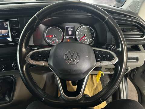 Volkswagen Transporter 2.0 TDI T32 Highline Kombi Double Cab 5dr Diesel Manual FWD SWB Euro 6 (s/s) (150 ps) - U10762