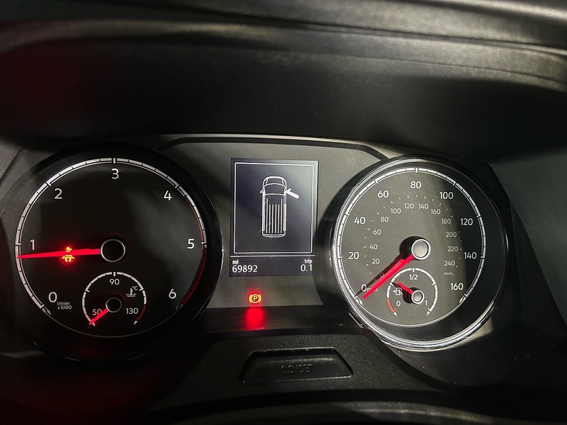 Volkswagen Transporter 2.0 TDI T32 Highline Kombi Double Cab 5dr Diesel Manual FWD SWB Euro 6 (s/s) (150 ps) - U10762