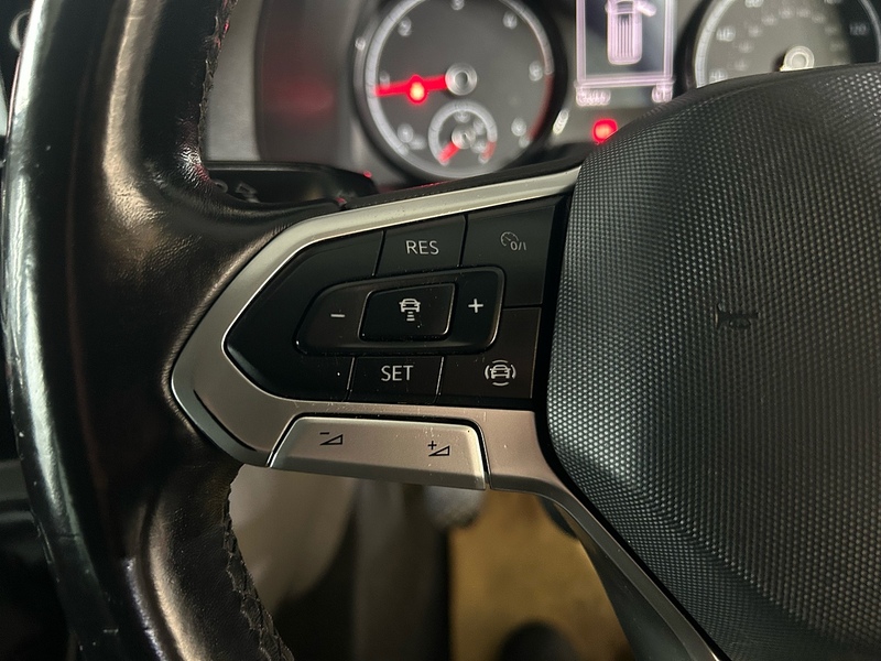 Volkswagen Transporter 2.0 TDI T32 Highline Kombi Double Cab 5dr Diesel Manual FWD SWB Euro 6 (s/s) (150 ps) - U10762