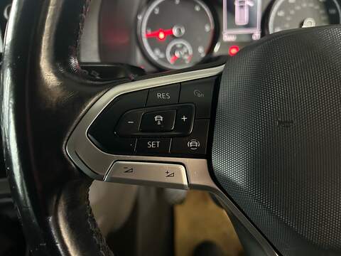 Volkswagen Transporter 2.0 TDI T32 Highline Kombi Double Cab 5dr Diesel Manual FWD SWB Euro 6 (s/s) (150 ps) - U10762