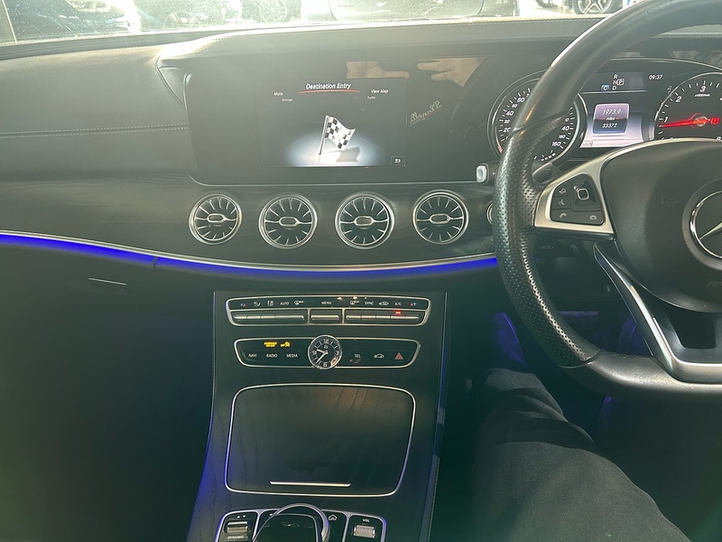 Mercedes-Benz E Class 2.0 E220d AMG Line Coupe 2dr Diesel G-Tronic+ Euro 6 (s/s) (194 ps) - U10764