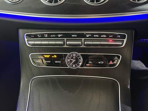 Mercedes-Benz E Class 2.0 E220d AMG Line Coupe 2dr Diesel G-Tronic+ Euro 6 (s/s) (194 ps) - U10764