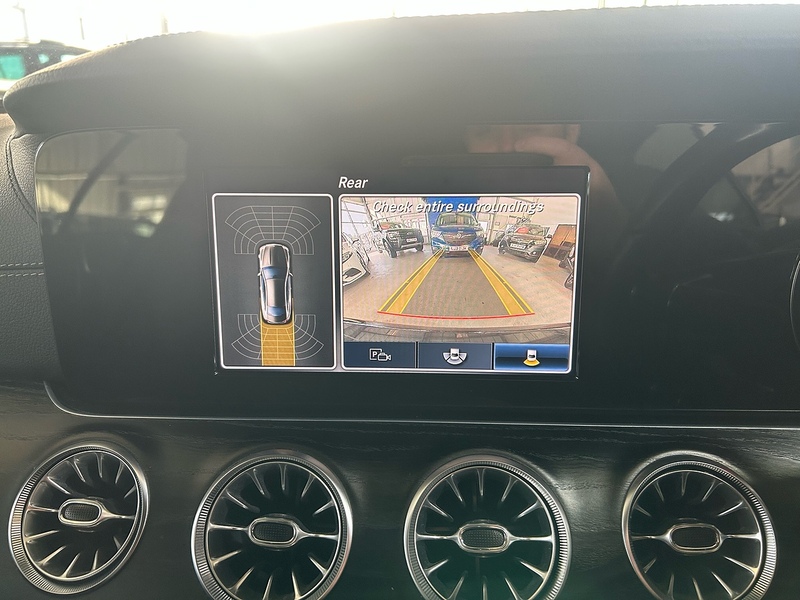 Mercedes-Benz E Class 2.0 E220d AMG Line Coupe 2dr Diesel G-Tronic+ Euro 6 (s/s) (194 ps) - U10764