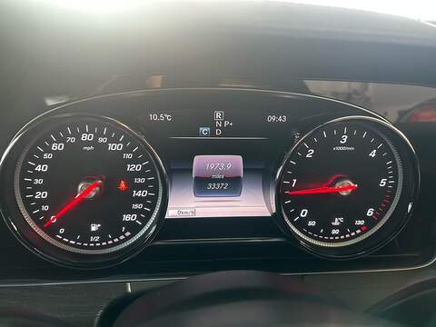 Mercedes-Benz E Class 2.0 E220d AMG Line Coupe 2dr Diesel G-Tronic+ Euro 6 (s/s) (194 ps) - U10764