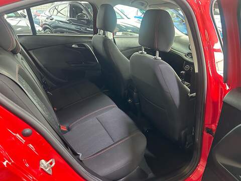 Fiat Tipo 1.0 RED Hatchback 5dr Petrol Manual Euro 6 (s/s) (100 bhp) - U10765