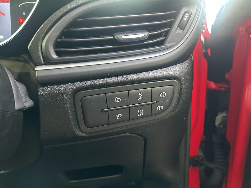 Fiat Tipo 1.0 RED Hatchback 5dr Petrol Manual Euro 6 (s/s) (100 bhp) - U10765