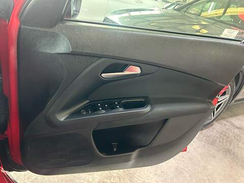 Fiat Tipo 1.0 RED Hatchback 5dr Petrol Manual Euro 6 (s/s) (100 bhp) - U10765