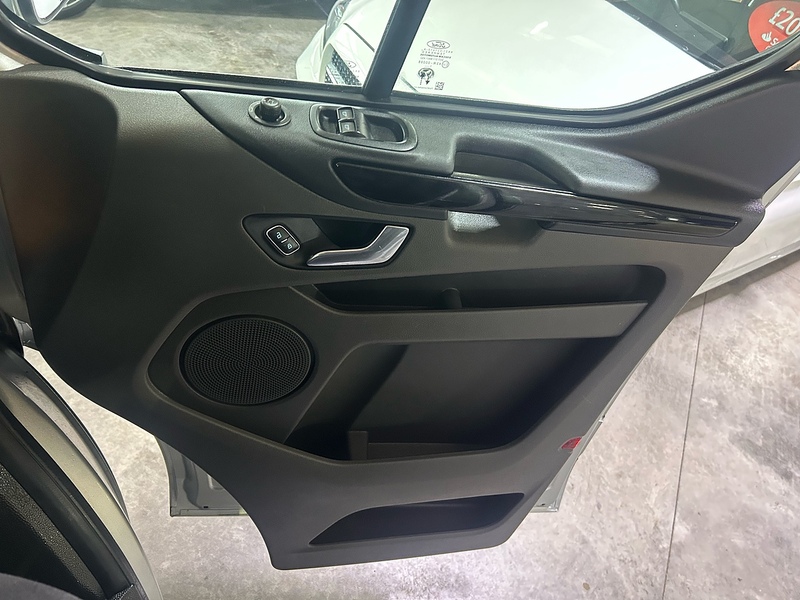 Ford Transit Custom 2.0 280 EcoBlue Limited Panel Van 5dr Diesel Manual L1 H1 Euro 6 (s/s) (130 ps) - U10774