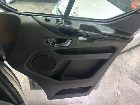 Ford Transit Custom 2.0 280 EcoBlue Limited Panel Van 5dr Diesel Manual L1 H1 Euro 6 (s/s) (130 ps) - U10774