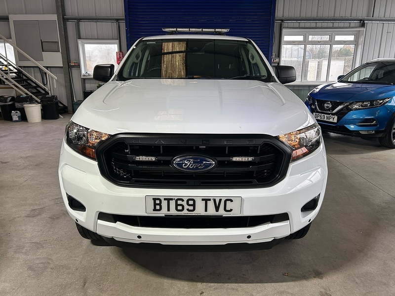 Ford Ranger 2.0 EcoBlue XL Pickup Double Cab 4dr Diesel Manual 4WD Euro 6 (s/s) (170 ps) - U10777