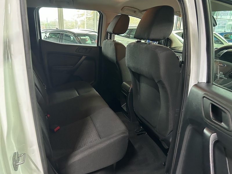Ford Ranger 2.0 EcoBlue XL Pickup Double Cab 4dr Diesel Manual 4WD Euro 6 (s/s) (170 ps) - U10777