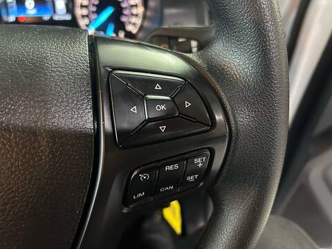 Ford Ranger 2.0 EcoBlue XL Pickup Double Cab 4dr Diesel Manual 4WD Euro 6 (s/s) (170 ps) - U10777