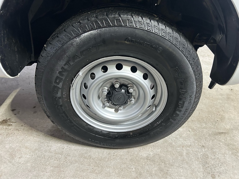 Ford Ranger 2.0 EcoBlue XL Pickup Double Cab 4dr Diesel Manual 4WD Euro 6 (s/s) (170 ps) - U10777