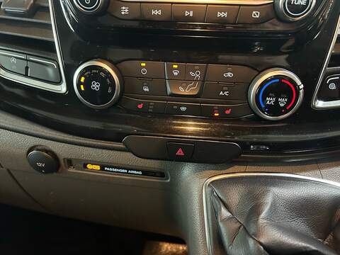 Ford Transit Custom 2.0 280 EcoBlue Limited Panel Van 5dr Diesel Manual L1 H1 Euro 6 (s/s) (130 ps) - U10778