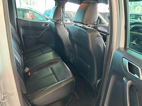 Ford Ranger 2.0 EcoBlue Wildtrak Pickup Double Cab 4dr Diesel Auto 4WD Euro 6 (s/s) (213 ps) - U10779