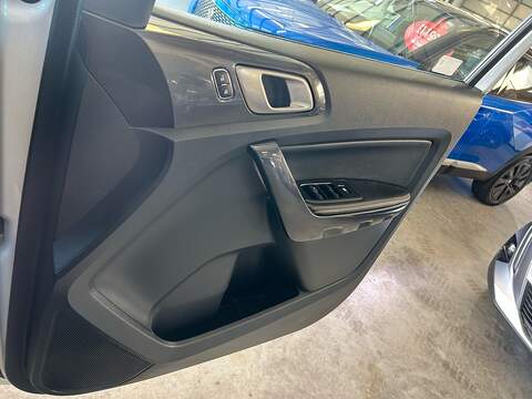 Ford Ranger 2.0 EcoBlue Wildtrak Pickup Double Cab 4dr Diesel Auto 4WD Euro 6 (s/s) (213 ps) - U10779