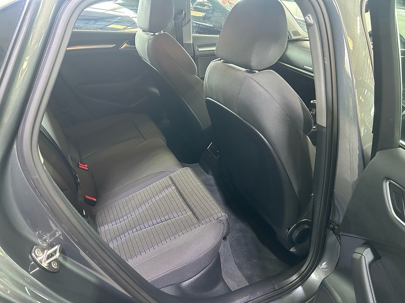 Audi A3 1.5 TFSI CoD Sport Saloon 4dr Petrol Manual Euro 6 (s/s) (150 ps) - U10783