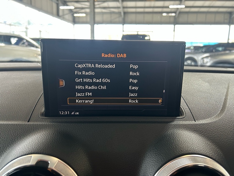 Audi A3 1.5 TFSI CoD Sport Saloon 4dr Petrol Manual Euro 6 (s/s) (150 ps) - U10783