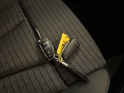 Audi A3 1.5 TFSI CoD Sport Saloon 4dr Petrol Manual Euro 6 (s/s) (150 ps) - U10783