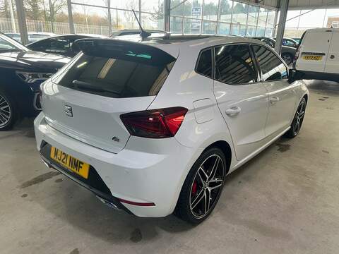 SEAT Ibiza 1.0 TSI FR Sport Hatchback 5dr Petrol Manual Euro 6 (s/s) (110 ps) - U10784