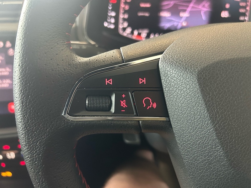 SEAT Ibiza 1.0 TSI FR Sport Hatchback 5dr Petrol Manual Euro 6 (s/s) (110 ps) - U10784