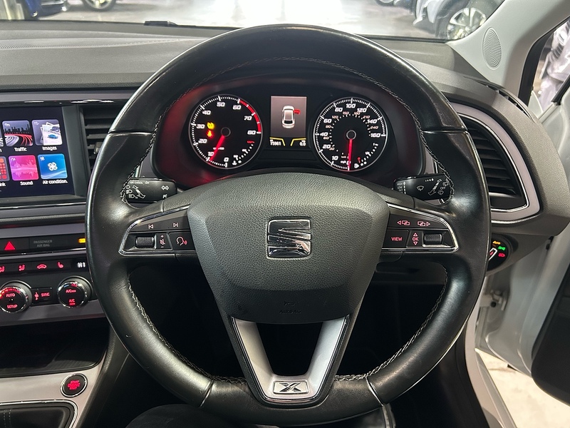 SEAT Leon 1.4 TSI XCELLENCE Technology Hatchback 5dr Petrol Manual Euro 6 (s/s) (125 ps) - U10786