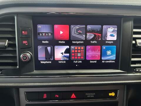 SEAT Leon 1.4 TSI XCELLENCE Technology Hatchback 5dr Petrol Manual Euro 6 (s/s) (125 ps) - U10786