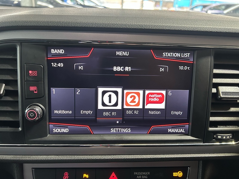 SEAT Leon 1.4 TSI XCELLENCE Technology Hatchback 5dr Petrol Manual Euro 6 (s/s) (125 ps) - U10786