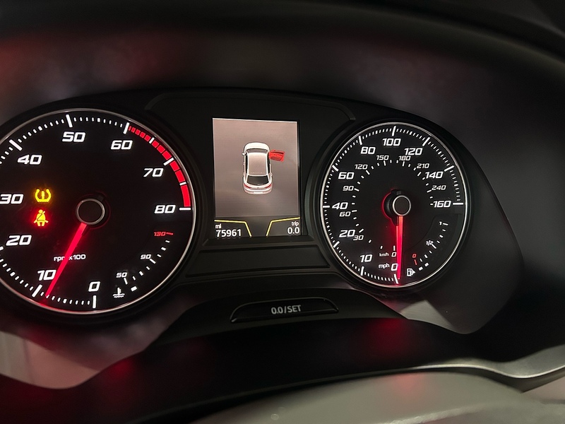 SEAT Leon 1.4 TSI XCELLENCE Technology Hatchback 5dr Petrol Manual Euro 6 (s/s) (125 ps) - U10786