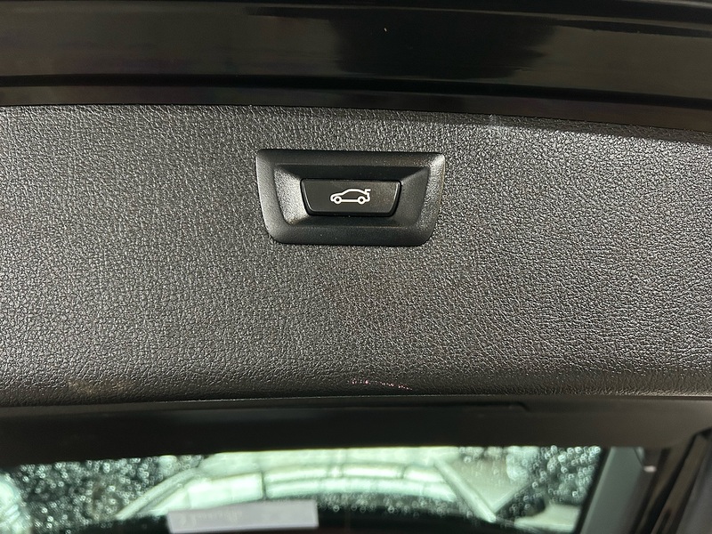 BMW 3 Series 2.0 320d M Sport Shadow Edition Touring 5dr Diesel Auto Euro 6 (s/s) (190 ps) - U10787