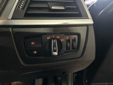 BMW 3 Series 2.0 320d M Sport Shadow Edition Touring 5dr Diesel Auto Euro 6 (s/s) (190 ps) - U10787