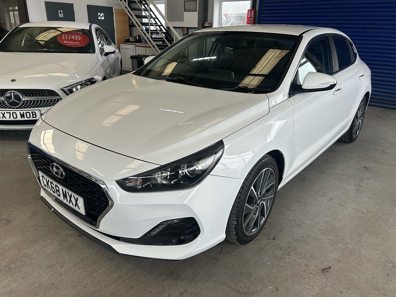 Hyundai i30 1.4 T-GDi SE Nav Fastback 5dr Petrol DCT Euro 6 (s/s) (140 ps) - U10793