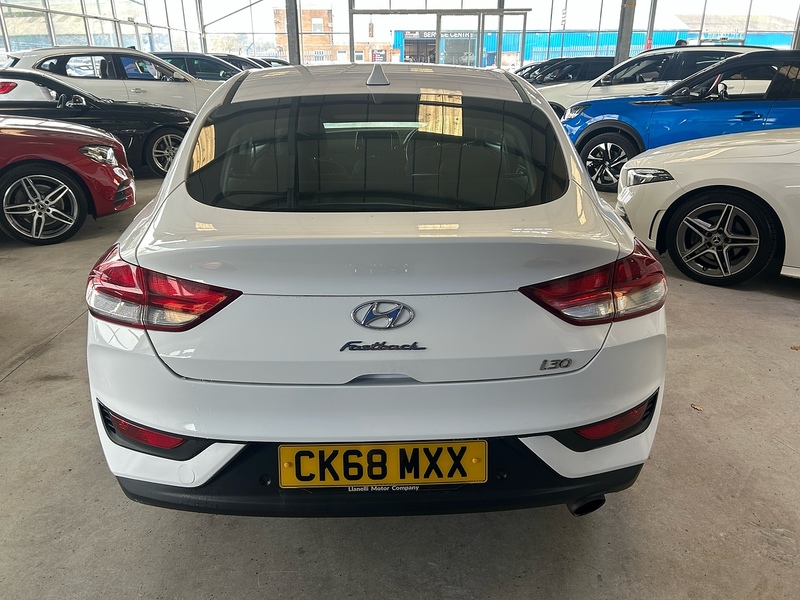 Hyundai i30 1.4 T-GDi SE Nav Fastback 5dr Petrol DCT Euro 6 (s/s) (140 ps) - U10793