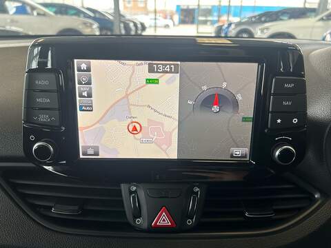 Hyundai i30 1.4 T-GDi SE Nav Fastback 5dr Petrol DCT Euro 6 (s/s) (140 ps) - U10793