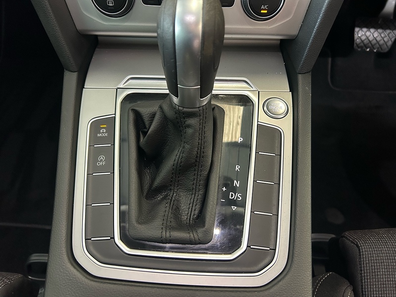 Volkswagen Passat 1.5 TSI EVO SE Business Saloon 4dr Petrol DSG Euro 6 (s/s) (150 ps) - U10795