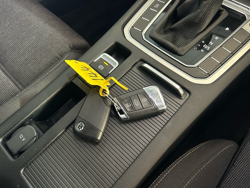 Volkswagen Passat 1.5 TSI EVO SE Business Saloon 4dr Petrol DSG Euro 6 (s/s) (150 ps) - U10795