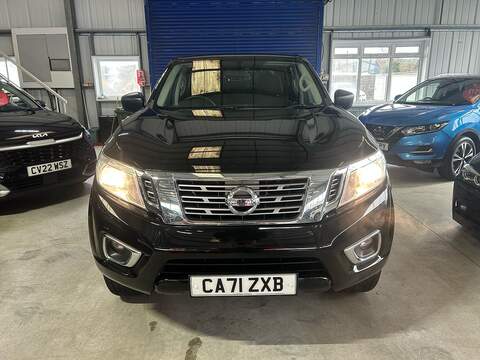 Nissan Navara 2.3 dCi Acenta Pickup Double Cab 4dr Diesel Manual 4WD Euro 6 (s/s) (163 ps) - U10797