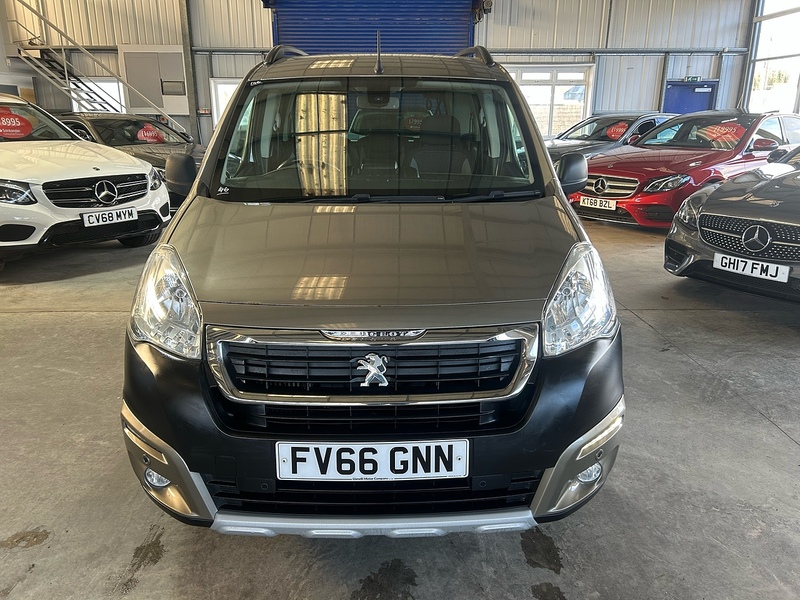 Peugeot Partner Tepee BlueHDi Outdoor - U10798