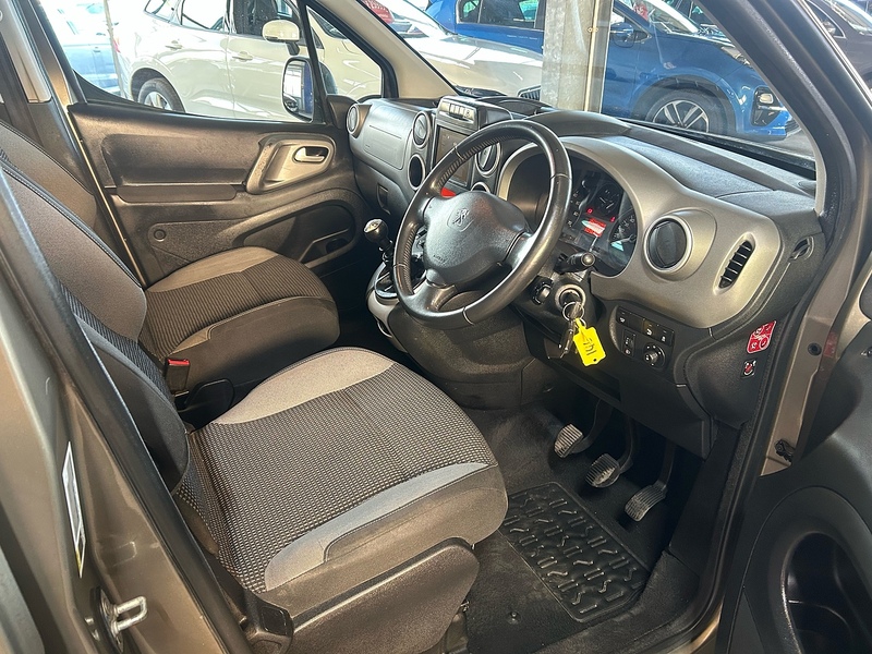 Peugeot Partner Tepee BlueHDi Outdoor - U10798