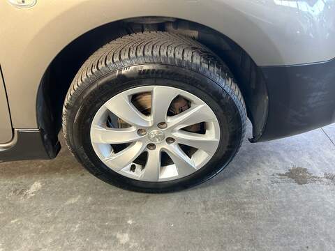 Peugeot Partner Tepee BlueHDi Outdoor - U10798