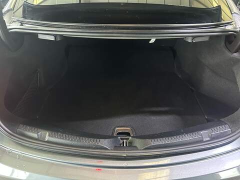 Mercedes-Benz E Class 2.0 E220d AMG Line Coupe 2dr Diesel G-Tronic+ Euro 6 (s/s) (194 ps) - U10799