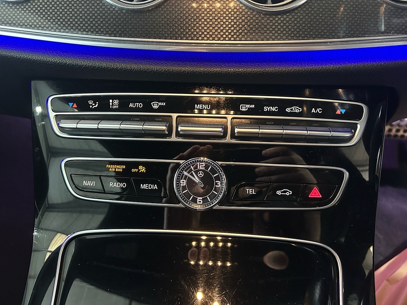 Mercedes-Benz E Class 2.0 E220d AMG Line Coupe 2dr Diesel G-Tronic+ Euro 6 (s/s) (194 ps) - U10799