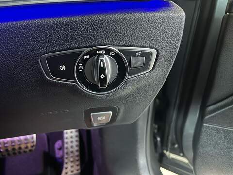 Mercedes-Benz E Class 2.0 E220d AMG Line Coupe 2dr Diesel G-Tronic+ Euro 6 (s/s) (194 ps) - U10799